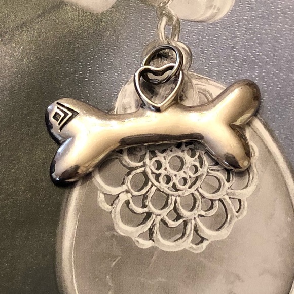 RARE Silpada Sterling Silver Dog Bone Pendant - Picture 7 of 7